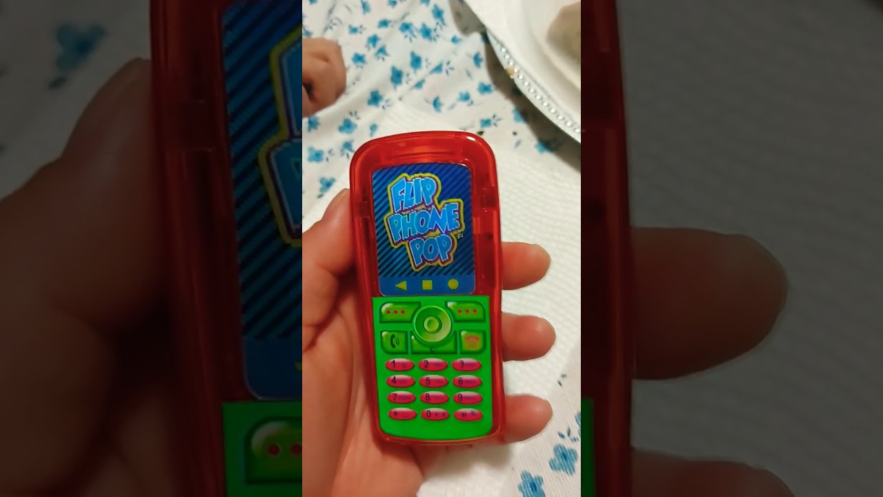 Flip phone pop. #candy #flipphonecandy #cool