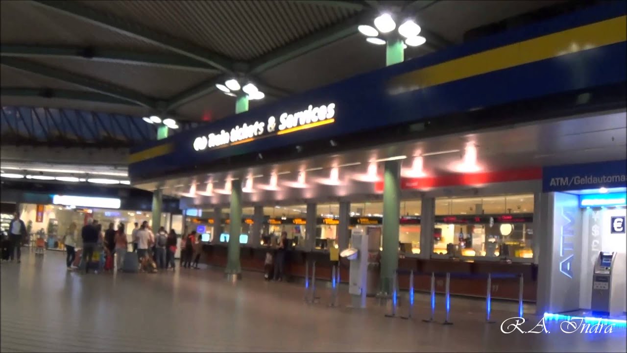 Mendarat di Bandara Schiphol, Amsterdam, Belanda