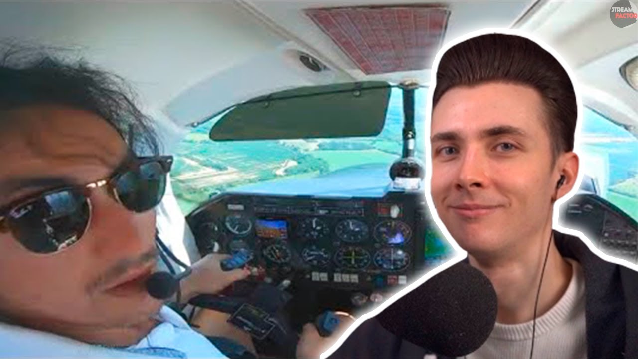 ХЕСУС СМОТРИТ: Plane Bursts Open Mid-Flight