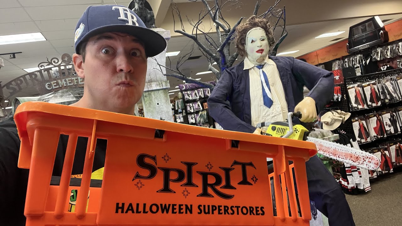Spirit Halloween 2023 NEW Animatronics DEMOS & Store TOUR - Costumes -  HORROR + Haunted  Exclusives