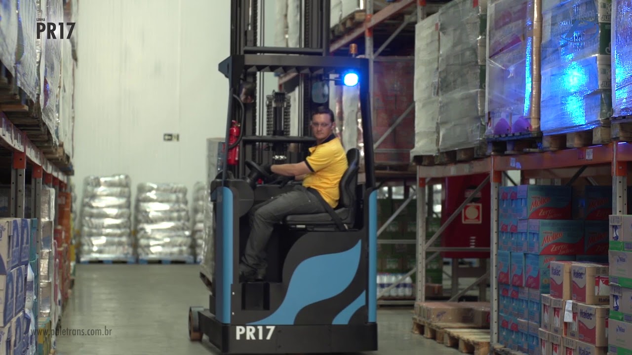 Empilhadeira Retrátil PR17 Paletrans