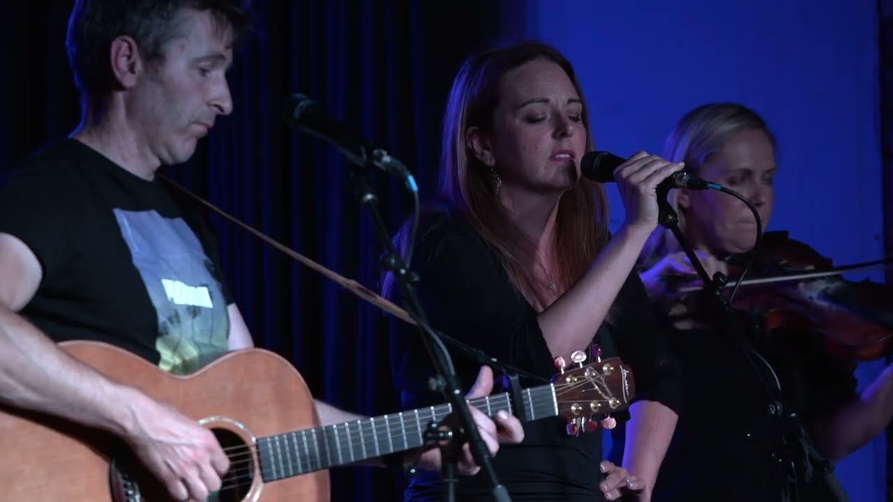 Na Leanaí - There Were Roses (Live from Borderlands)
