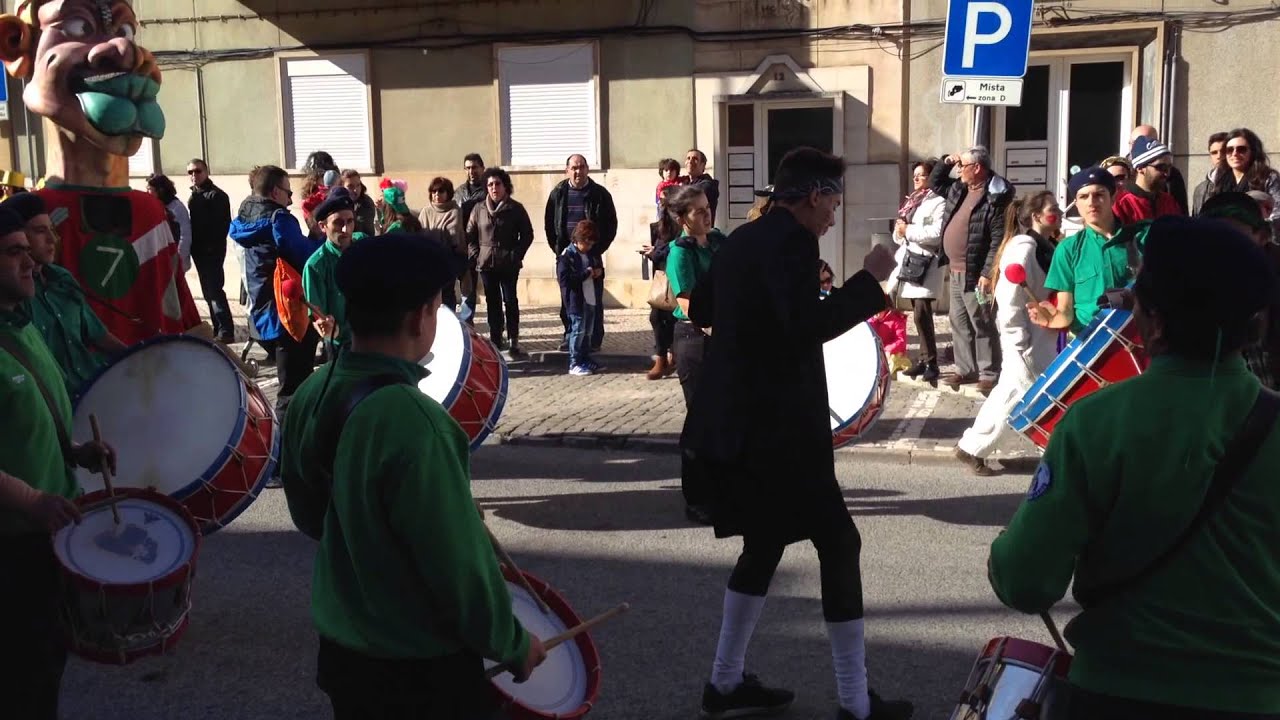 Carnaval de Torres Vedras GRUPO de BOMBOS de SANTIAGO FIGUEIRÓ 17 02 2015
