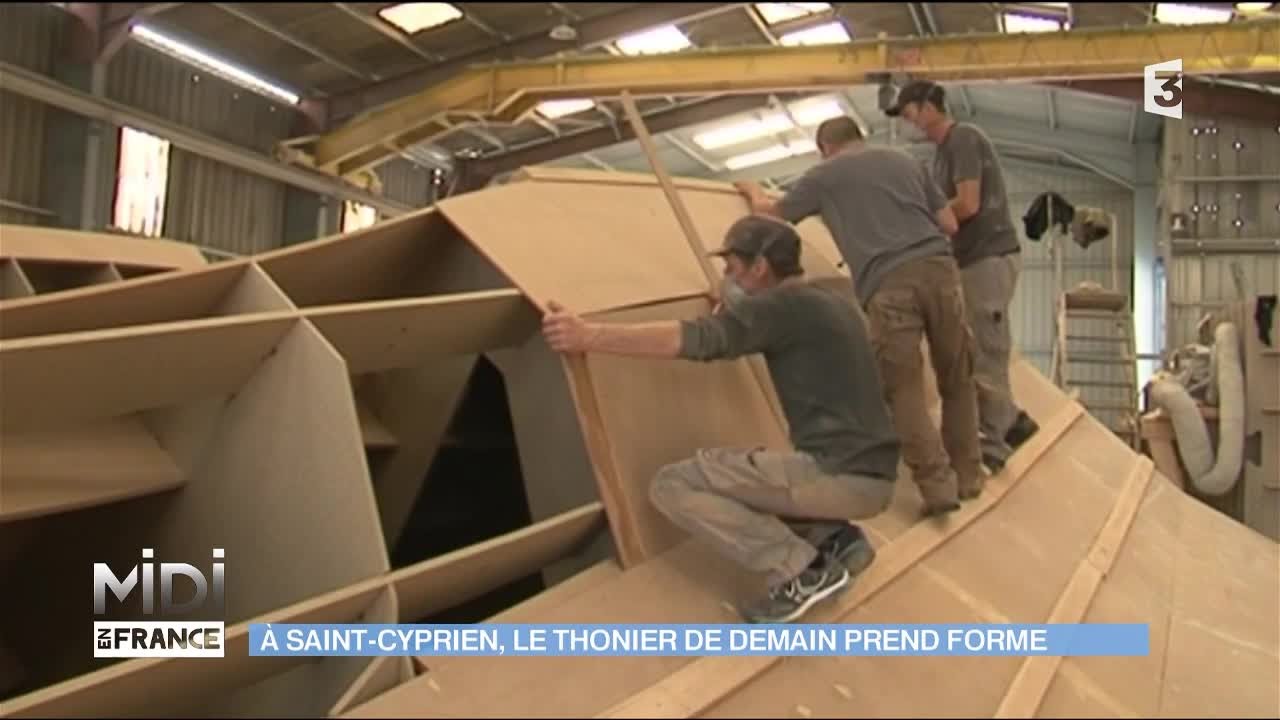 Les coulisses de la fabrication d'un Thonier à Saint-Cyprien
