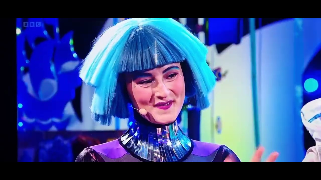 Divina De Campo on Blue Peter with the Spongbob Cast .