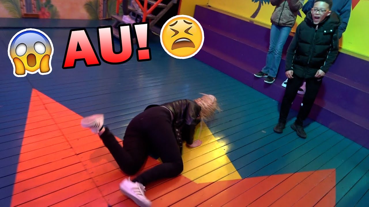 PATTY VALT KEIHARD OP DER BEK!!!
