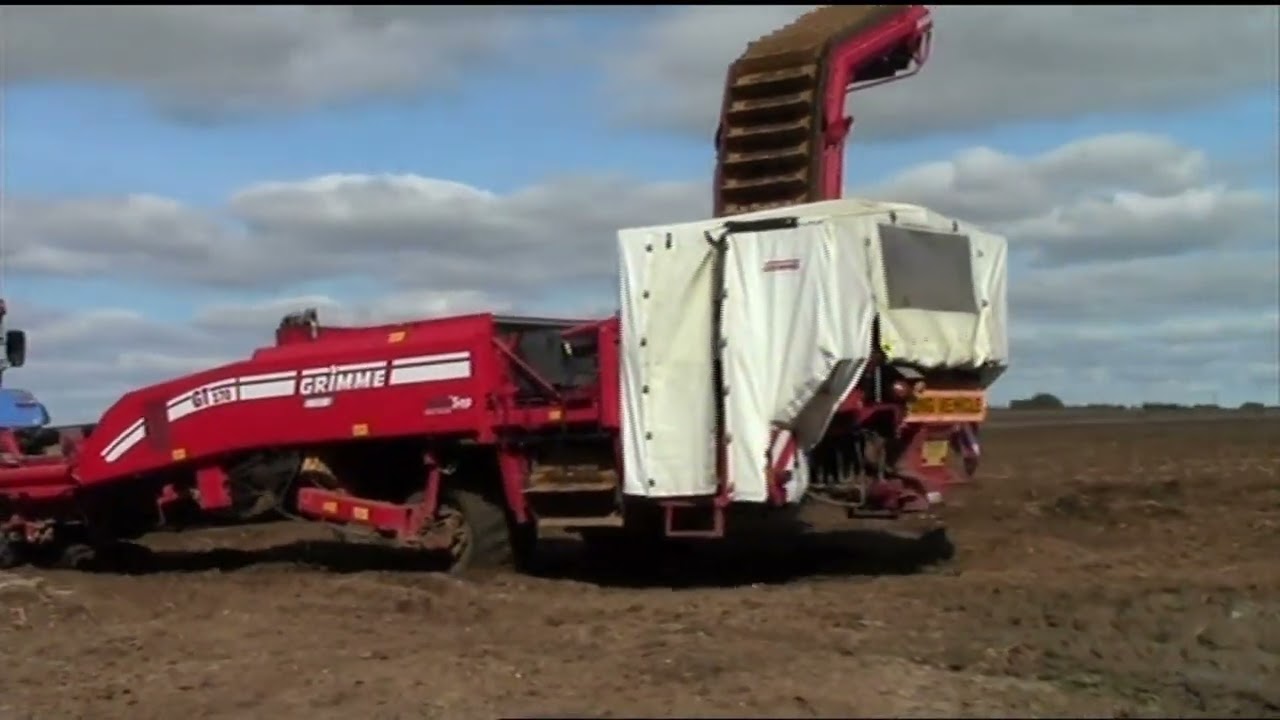 A year on the farm,  all jobs at work, new and old machinery #15