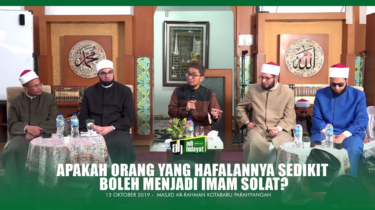 [HD] Tanya Jawab UAH: Bolehkah Orang Yang Hafalannya Sedikit Jadi Imam Sholat?