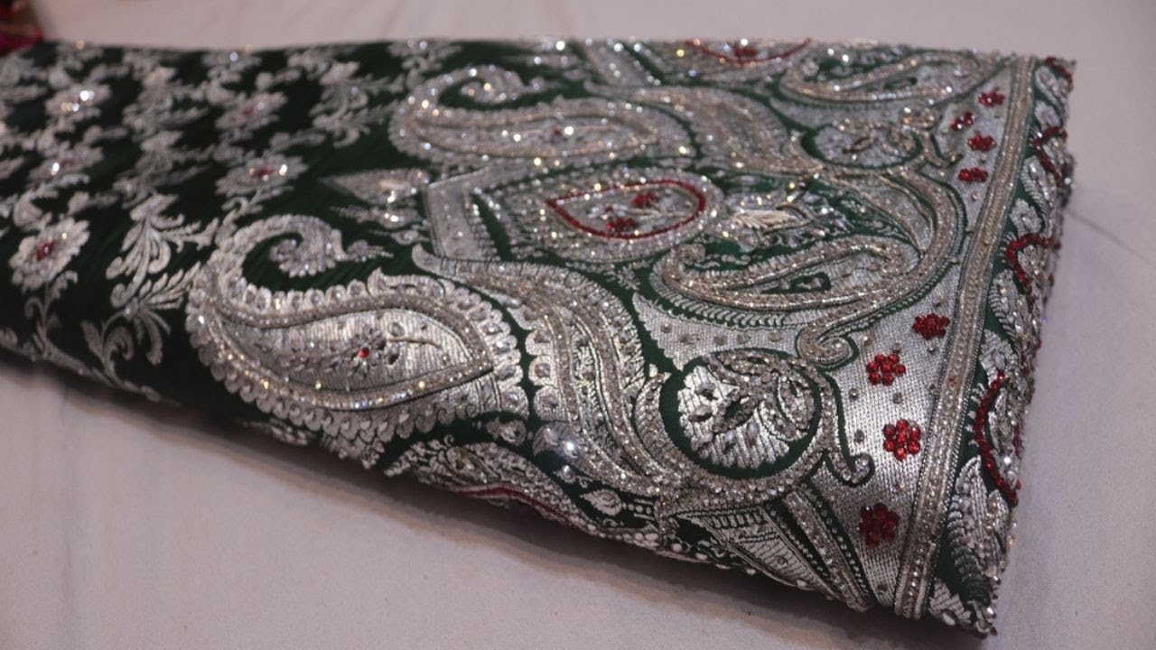 ARNG-4392 "The Green Moissanite" Premium Banarasi Silk Saree||Silk||Crystals||Zardozi||Silver Zari
