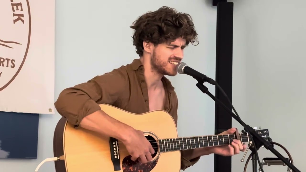 Dustin Lowman - Buckets of Rain (Bob Dylan) 