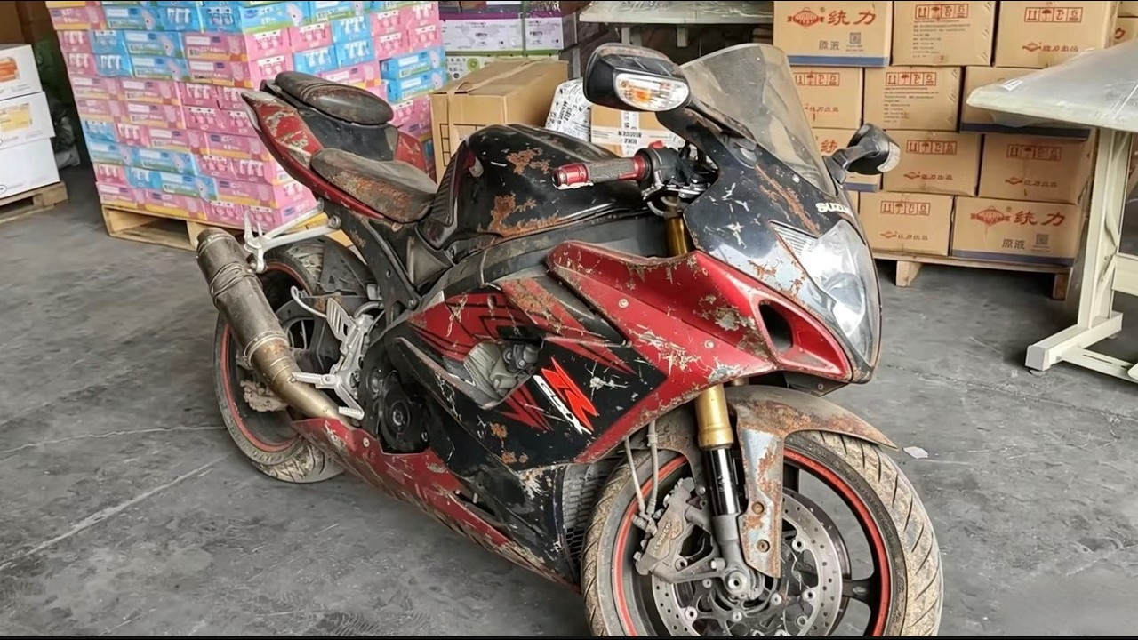 Wrecked GSX-R1000 Full Restoration: From Scrap to Superbike