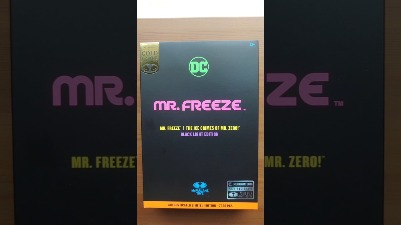 McFarlane Mr.Freeze Black Light Edition : Unboxing & Review