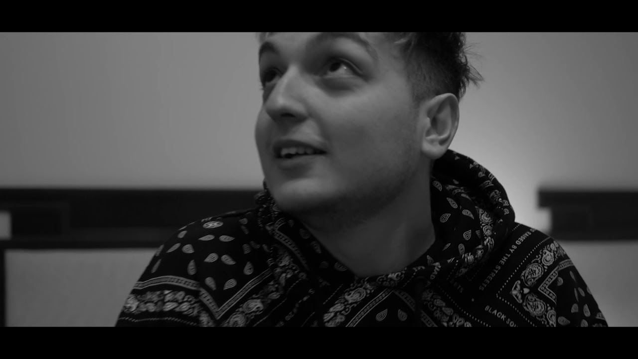 Tian Moon - Letím nad oblohou /Official Video/