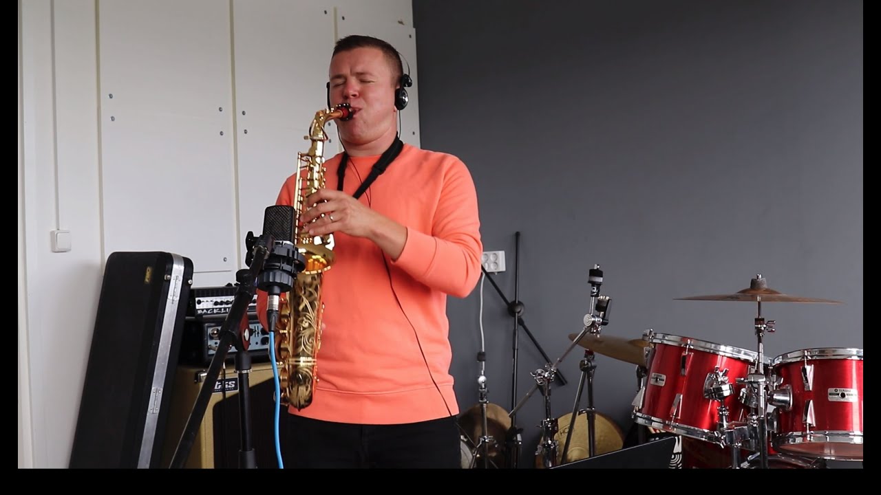 Anton Morozov - I'm waiting for you (Dave Koz Cover)