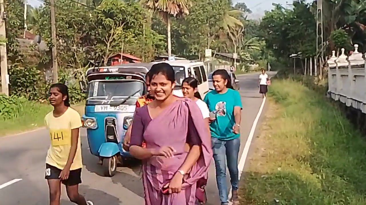 දරුවන්ට වඩා ගුරුතුමියන් දිව්ව මැරතන් තරගය... |  නිවාසාන්තර ක්‍රීඩා 2025