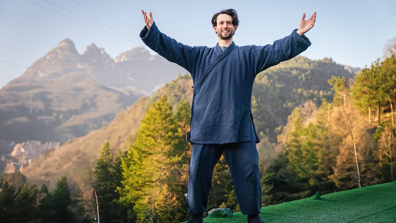 Do this movement for JOYFUL ENERGY everyday (only 10 min to feel great)