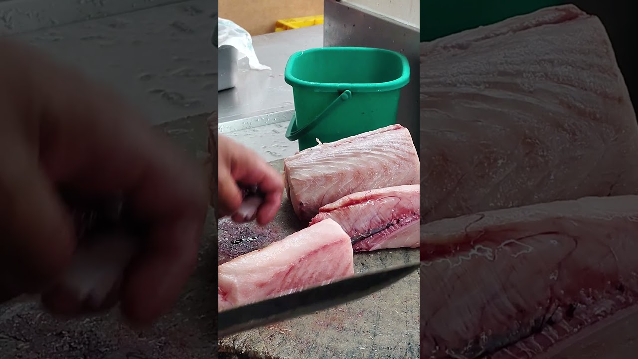 king fish cutting skill surmai fish 