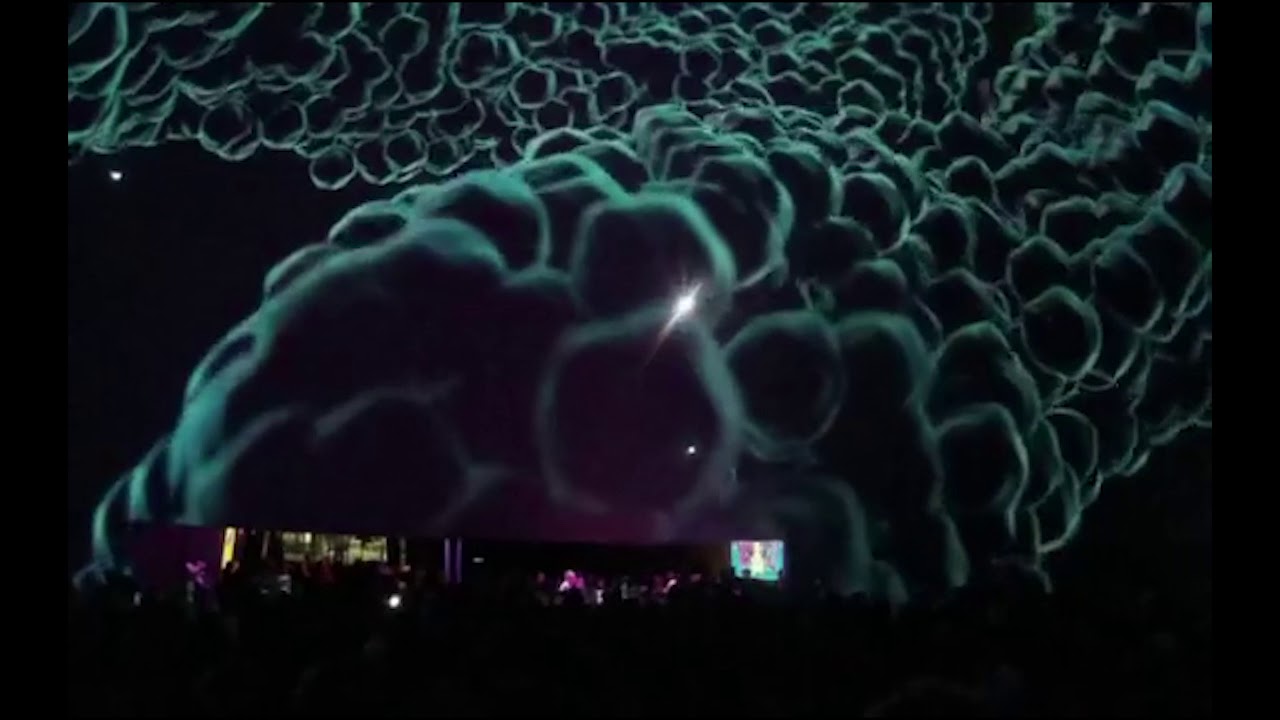 Van Did @ Société des Arts Technologiques (SAT) w/ VJ Azyl & Félix Félix Gourd Gourd