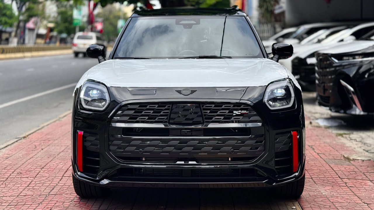 2025 MINI Countyman Jonh Cooper Work | Black Color