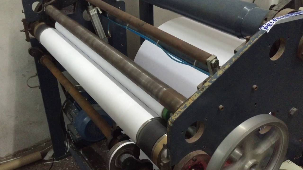 Maquina rebobinadora de papel