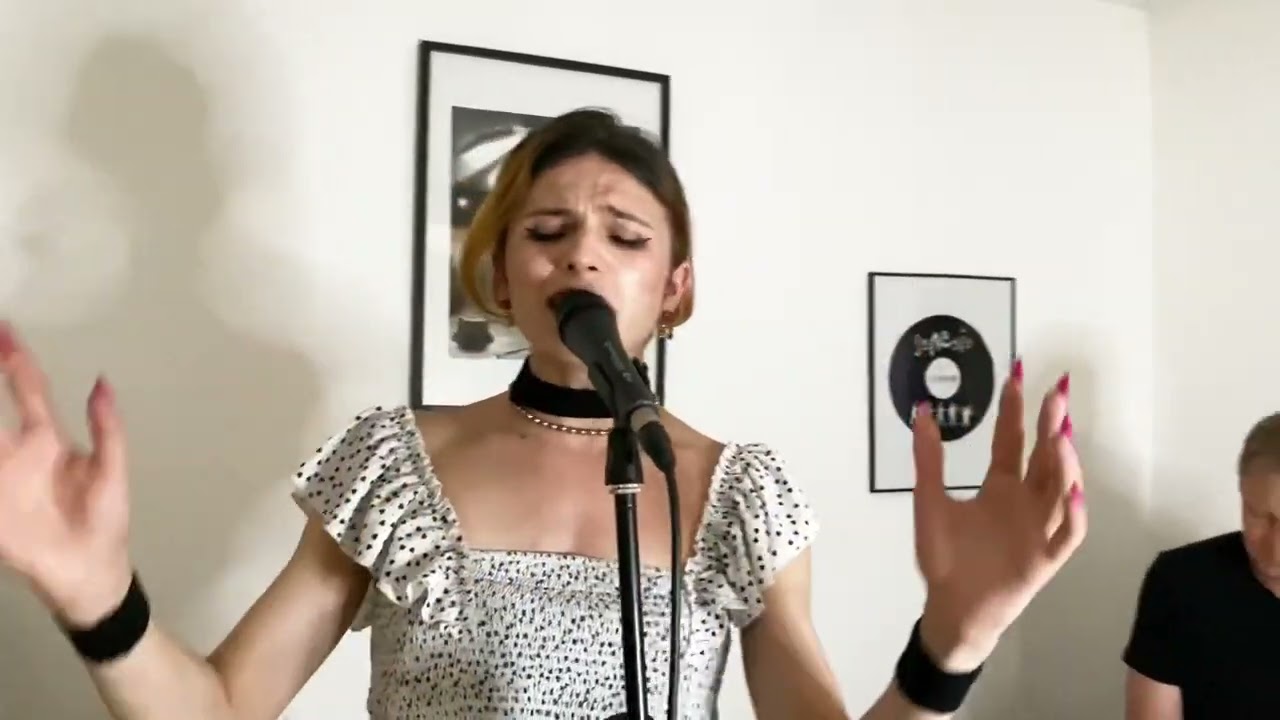 Elhoy - Reste Là (Version acoustique live)