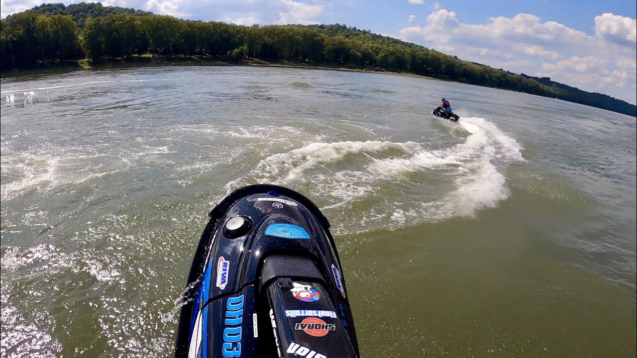 Yamaha 701 Superjet Shredding