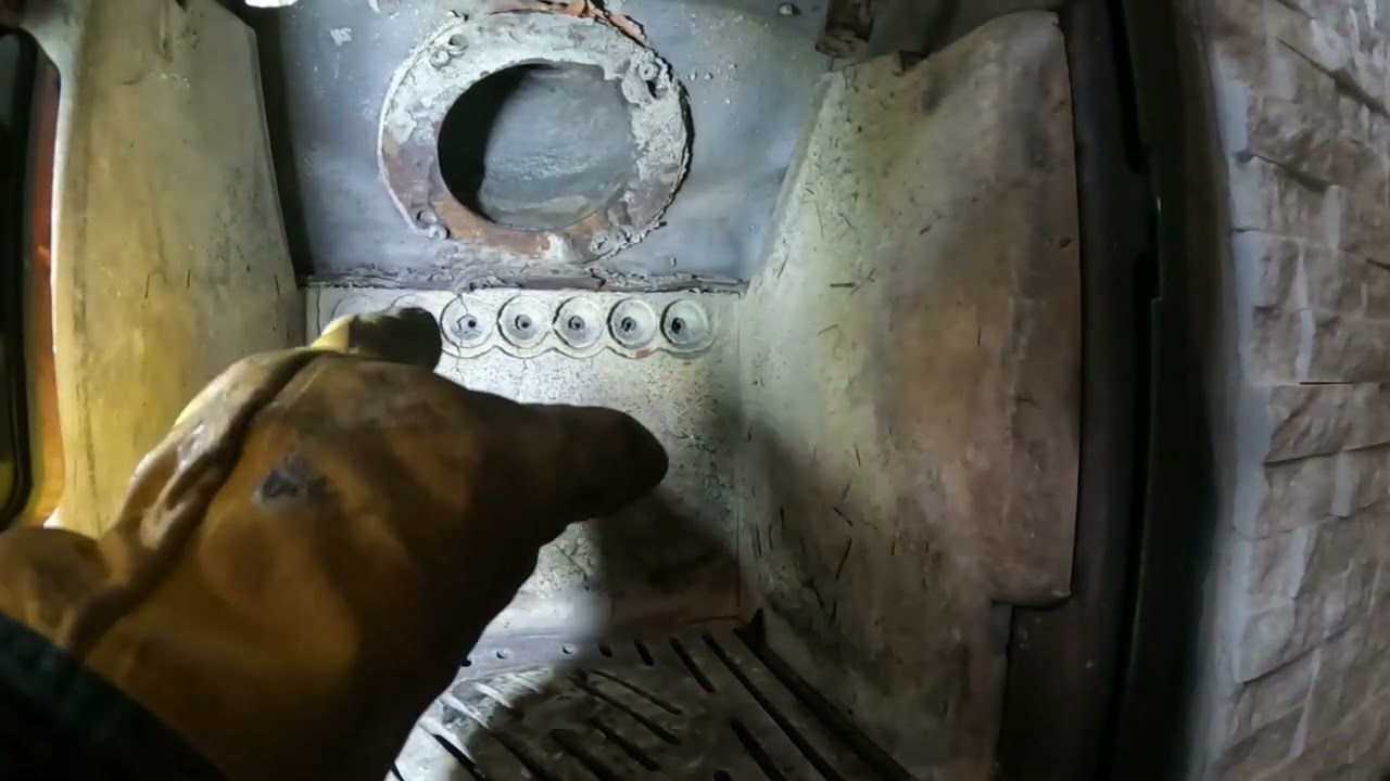Fireline stove mechanical baffle