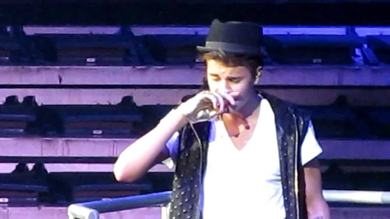 Justin Bieber- Be Alright - Rexall Place Edmonton October 15 2012