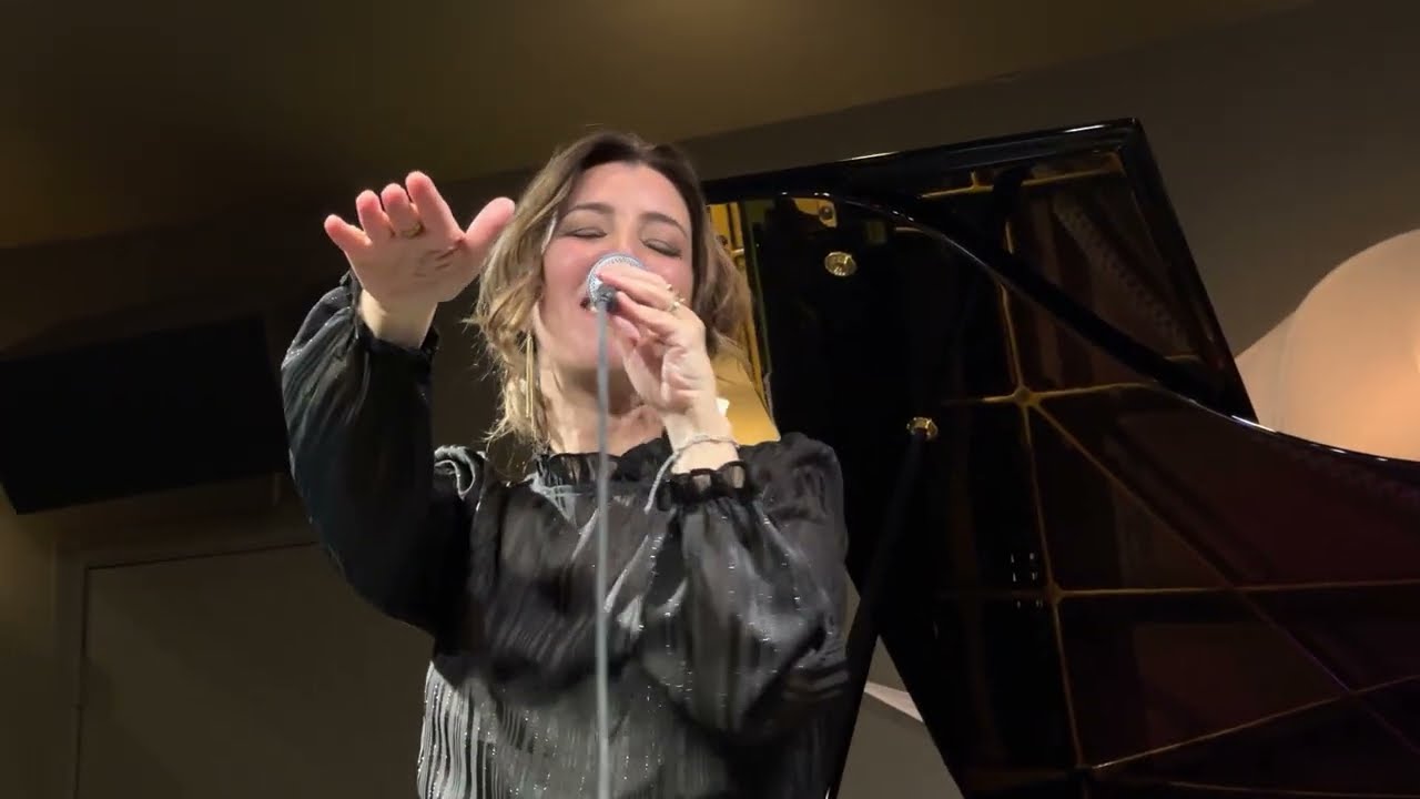 Catina DeLuna & Roberto Montero (Vatapá - Dorival Caymmi)