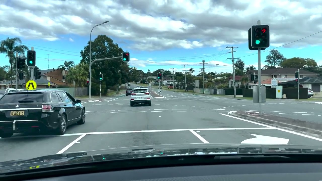 GOLD COAST - Queensland suburb street 2023