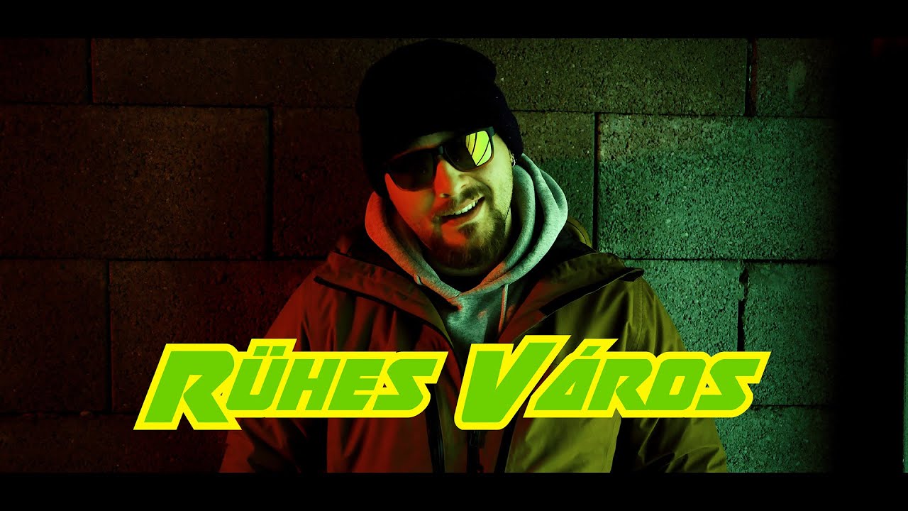Moondo - R&uuml;hes v&aacute;ros (Official Music Video)