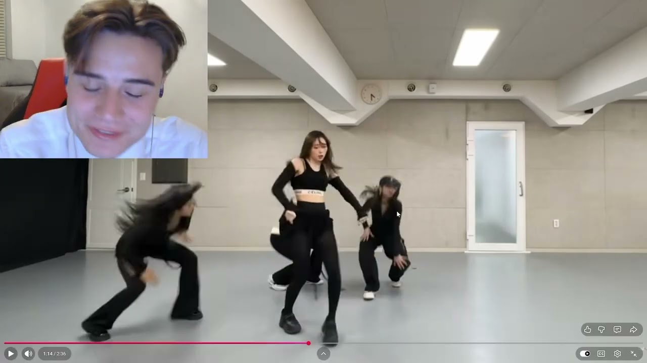 Reacting To XIN's DAZZLE FLASH Dance Practice