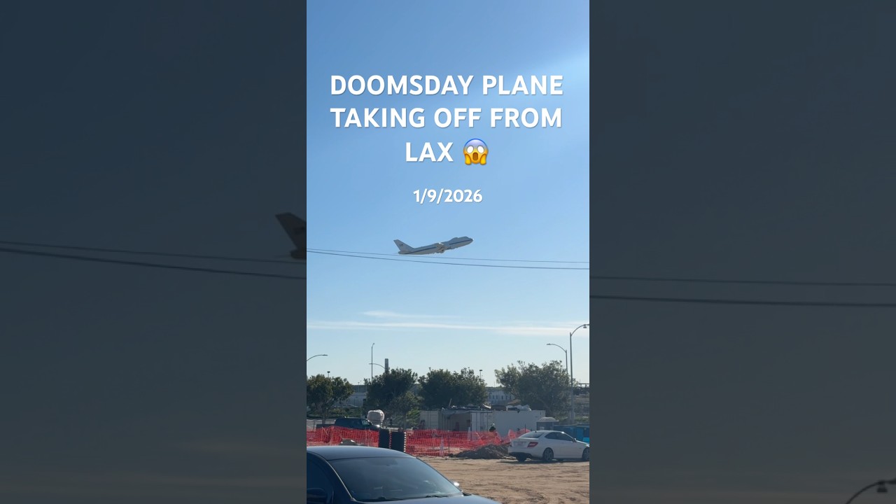 DOOMSDAY PLANE TAKES OFF FROM LAX 😱