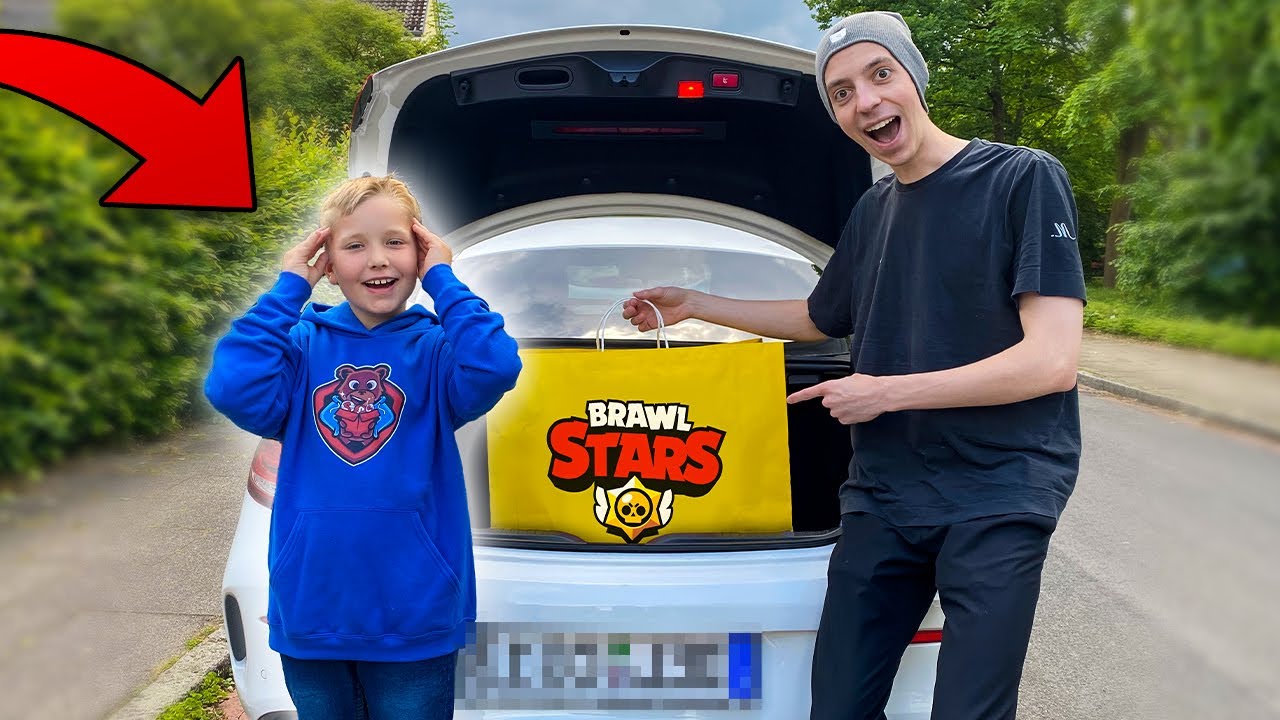 ClashGames &Uuml;BERRASCHT Zuschauer zu Hause mit einem GESCHENK... 😍