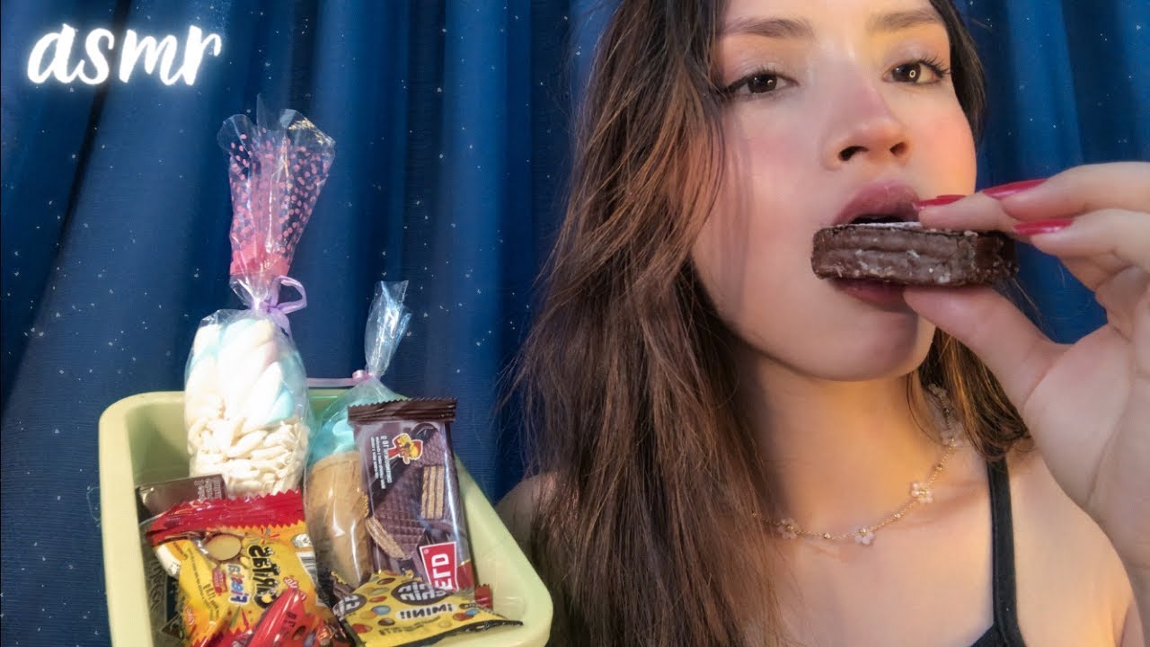 ASMR en ESPAÑOL Comiendo Dulces 👅 + Eating + mouth sounds
