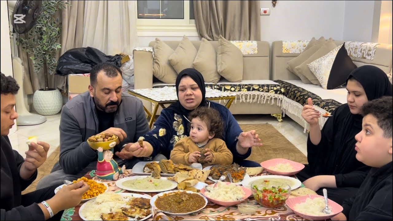 ام جني لسه جايه من الحضانه اطمنت علي يزن وان شاء الله هينور حياتنا ولا كاني ولدت وابني في الحضانه😭🤭