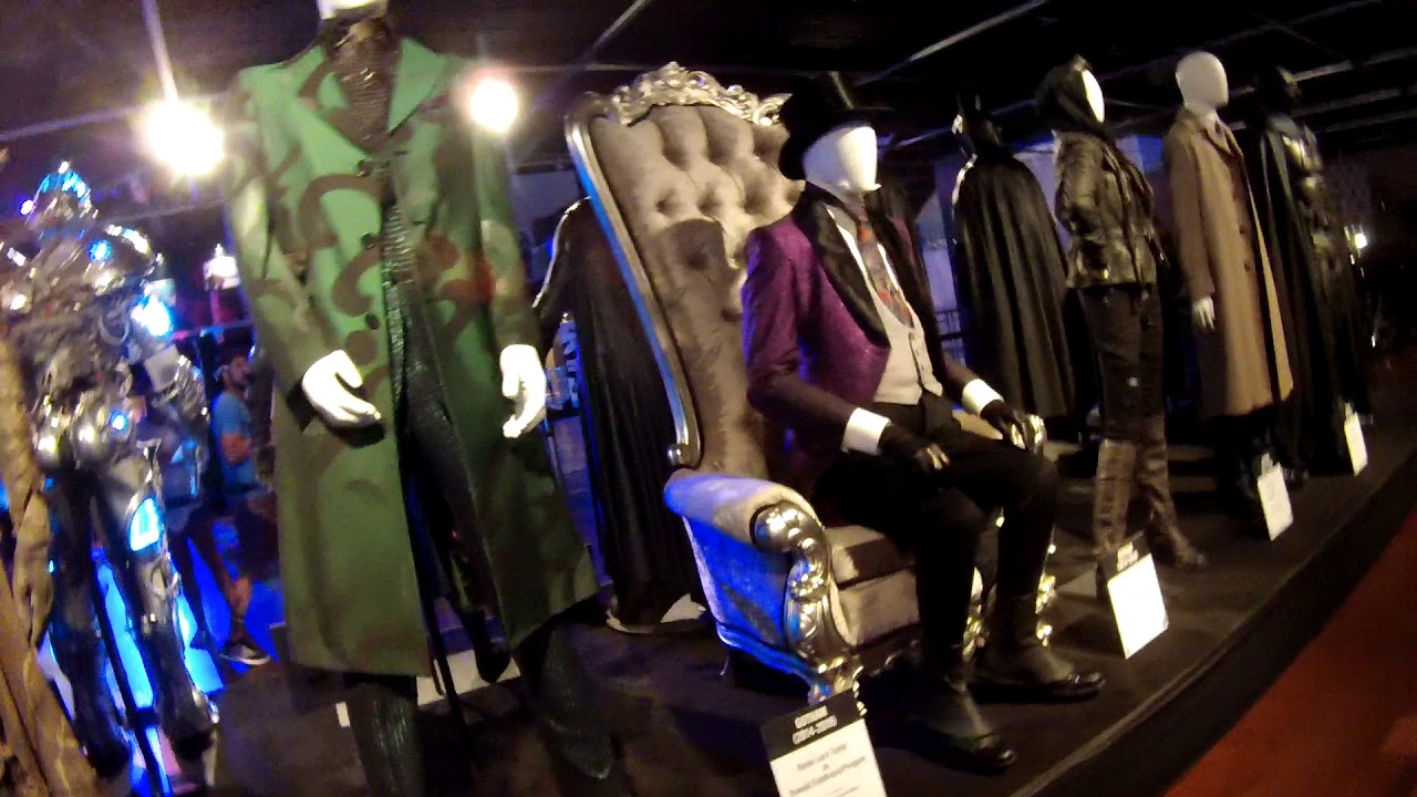 comic con batman museum 1