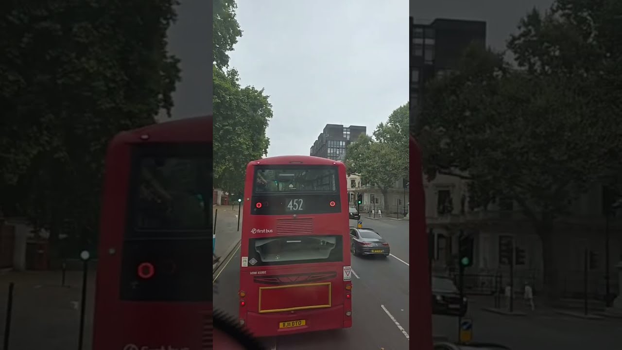 Hey, what do London streets look like on Saturday morning?