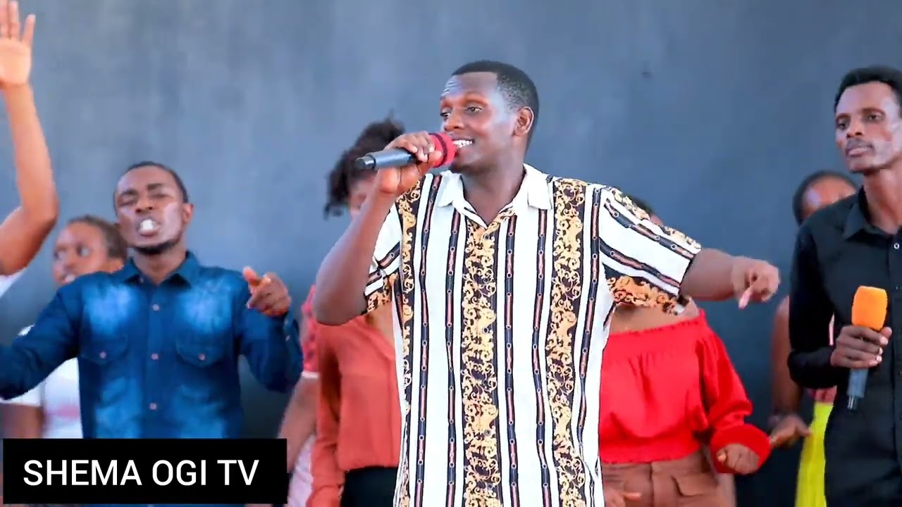 UMURAMYI MWIZA BASHIMA 🙏🎹🎤HAMWE NA RÉVÉLATIONS TEAM MUNDIRIMBO ZIMANA 🔥🙏🎹🎤 HABAYE IBITANGAZA 🔥🙏🎹🎤
