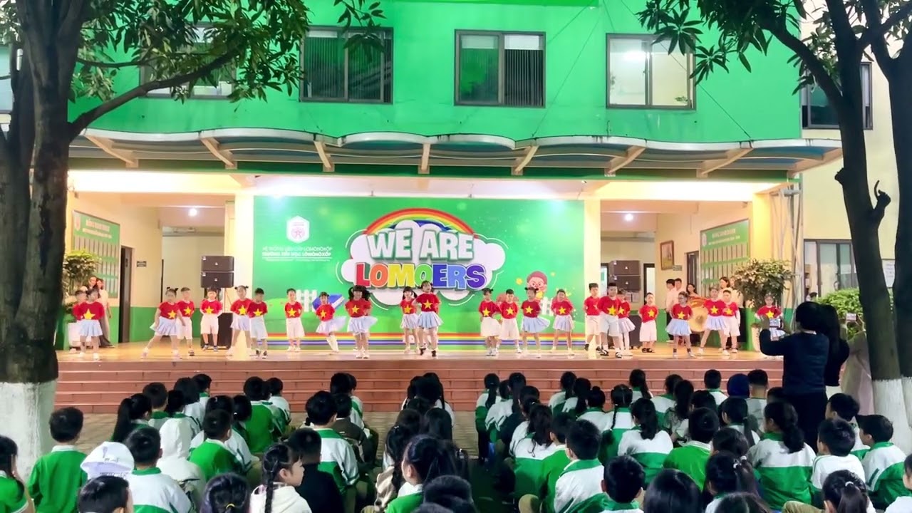 Văn nghệ lớp trực tuần năm học 2025-2026: Tiết mục lớp 2A8