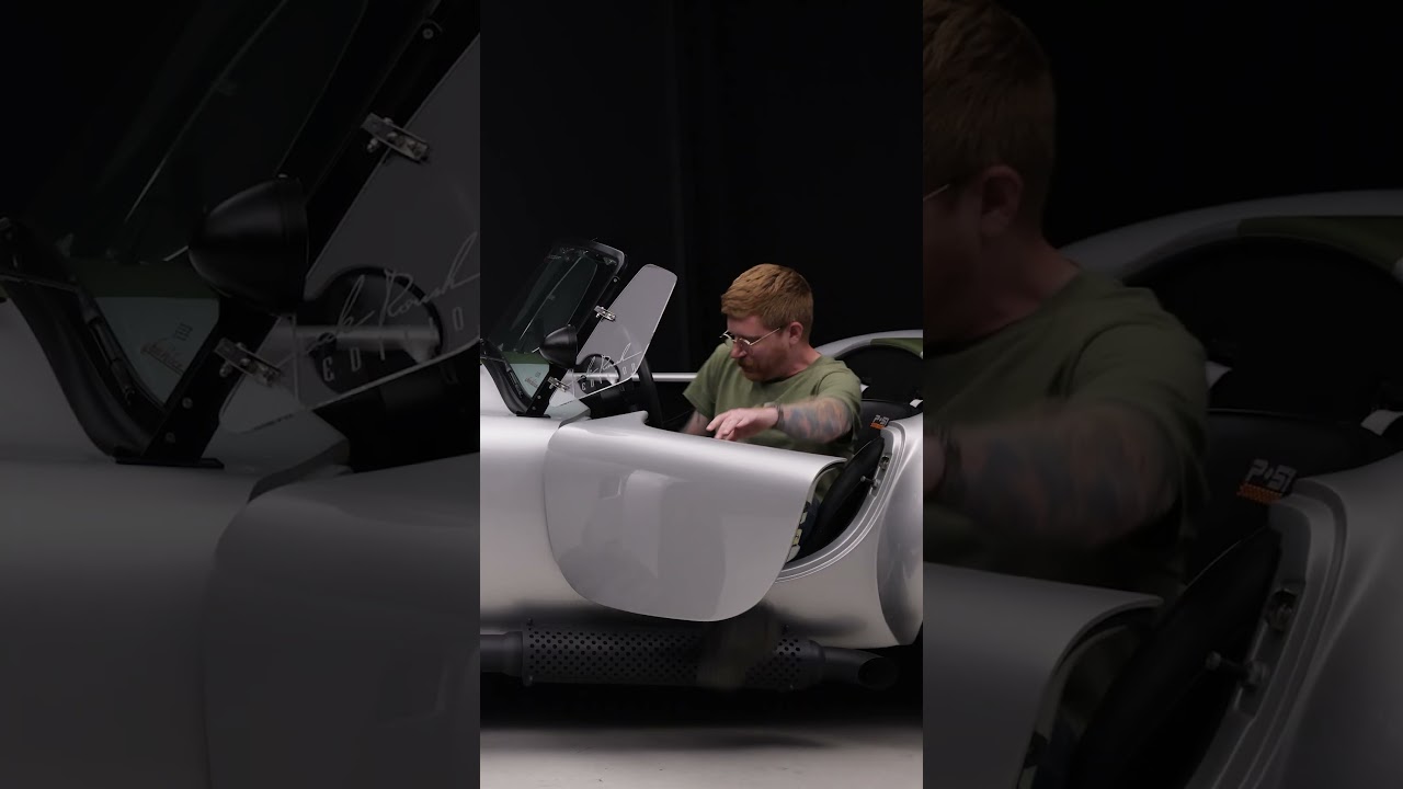 Backdraft Racing P51 Roadster &mdash; Roush 427 V8 Power Meets WWII-Inspired Cobra Style