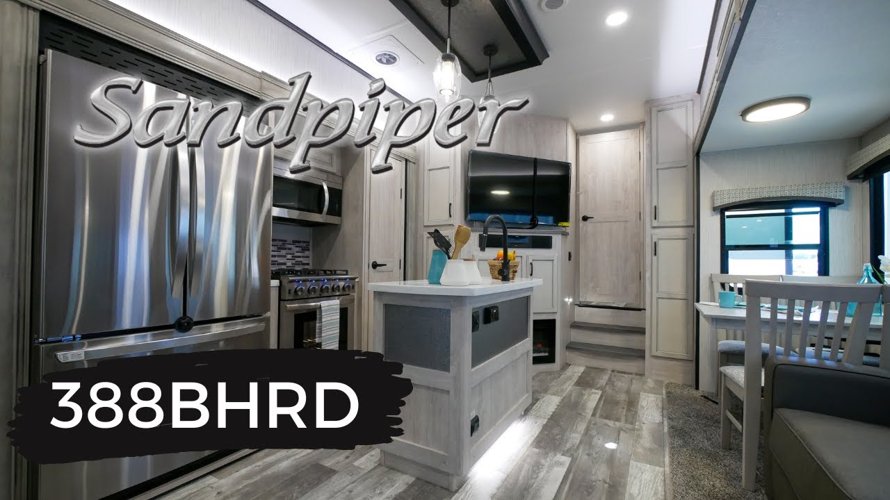 Tour the 2023 Sandpiper 388BHRD