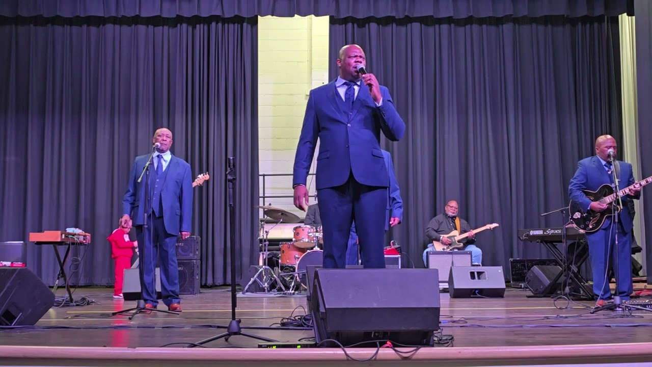 Willie Banks jr and the Messengers live in Sanford Nc