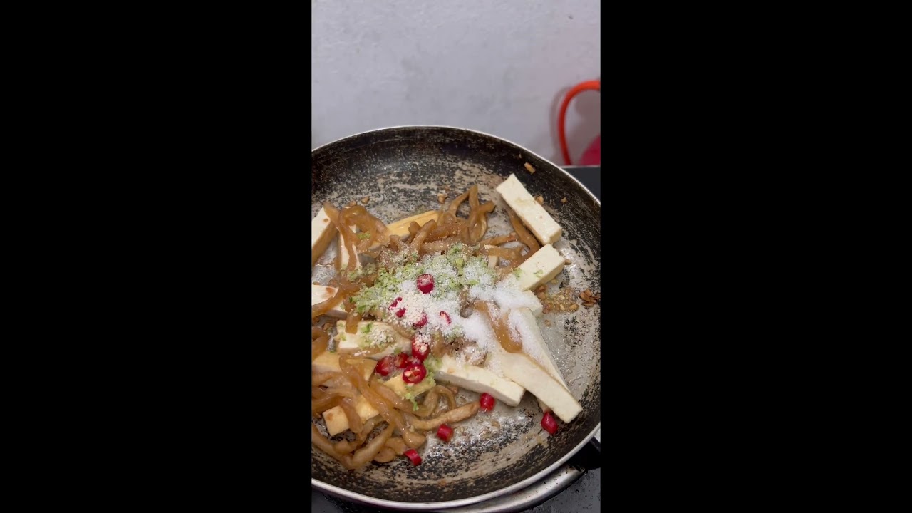 Đậu hũ,xã bấu xào xã ớt #xuhuongyoutube #food #amthucmientay #monngonmoingay #.