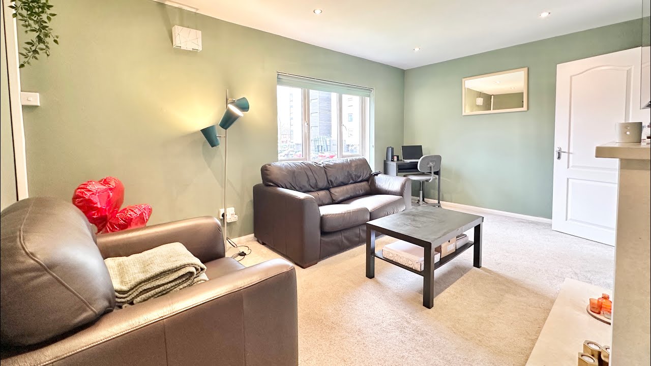 Magnolia Close. Sale