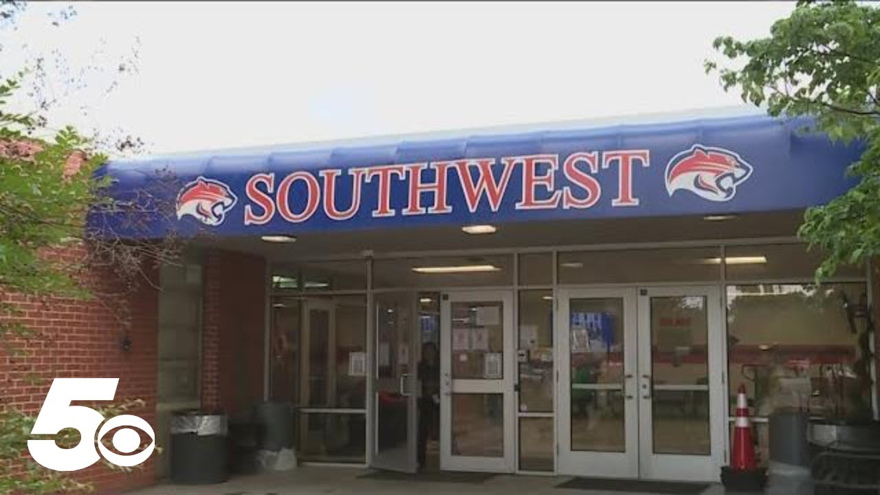 Former students and teachers say goodbye to Southwest Junior High