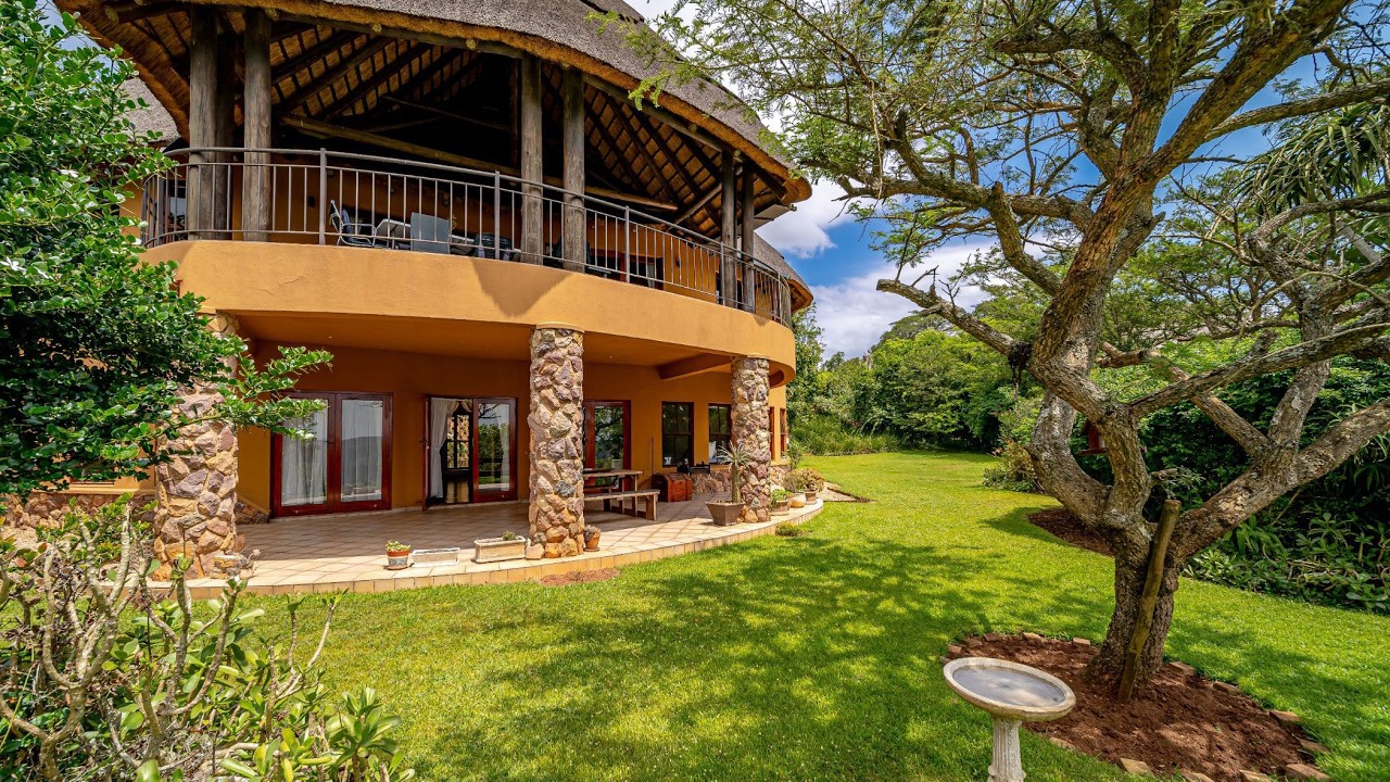Safari Living in the Heart of the Hills