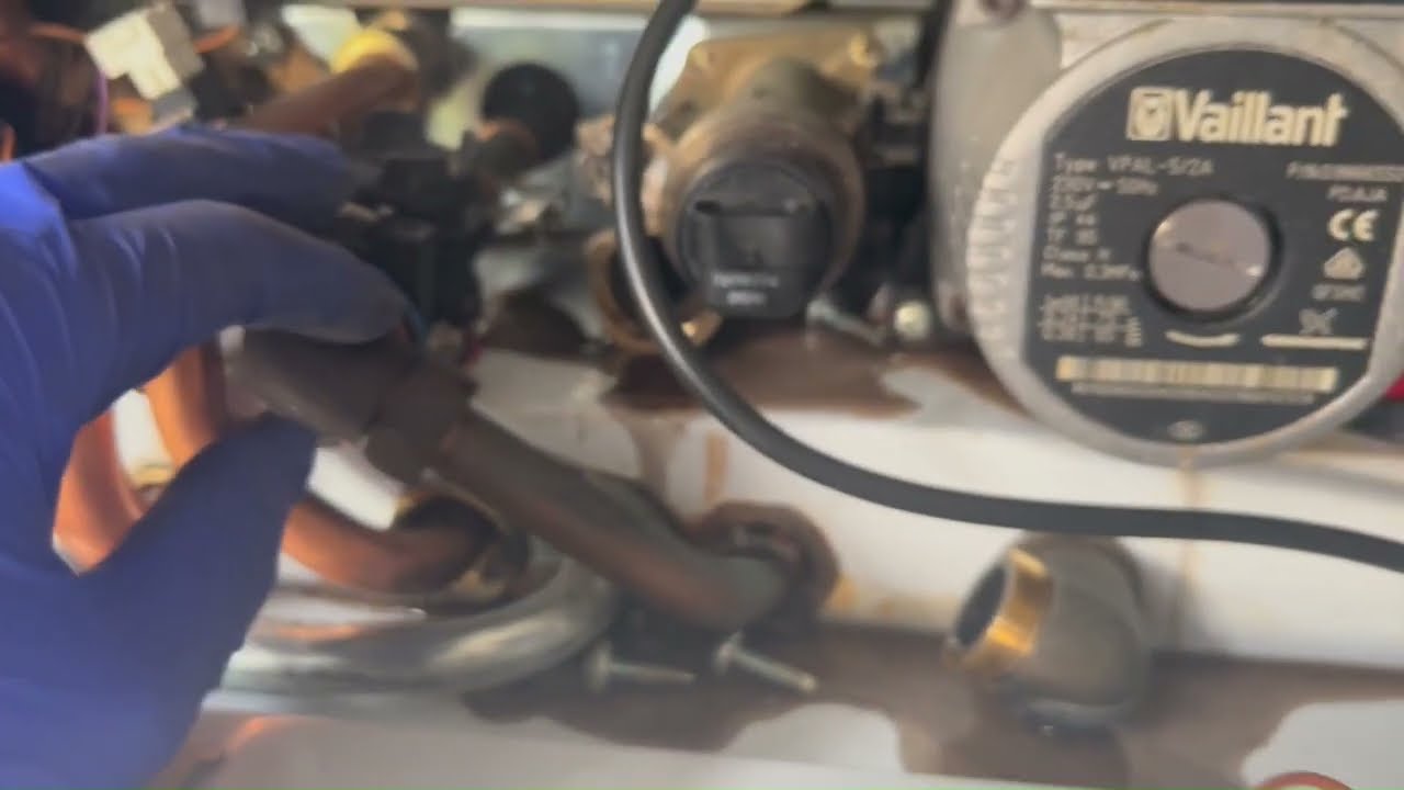 How to diagnose, replace diverted, valve pressure sensor, auto air vent on Vaillant boiler