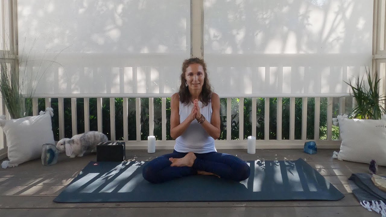 Shakti Flow ~ Awakening Feminine Through Fluid Movement ~ Yoga Flow for Flexibility