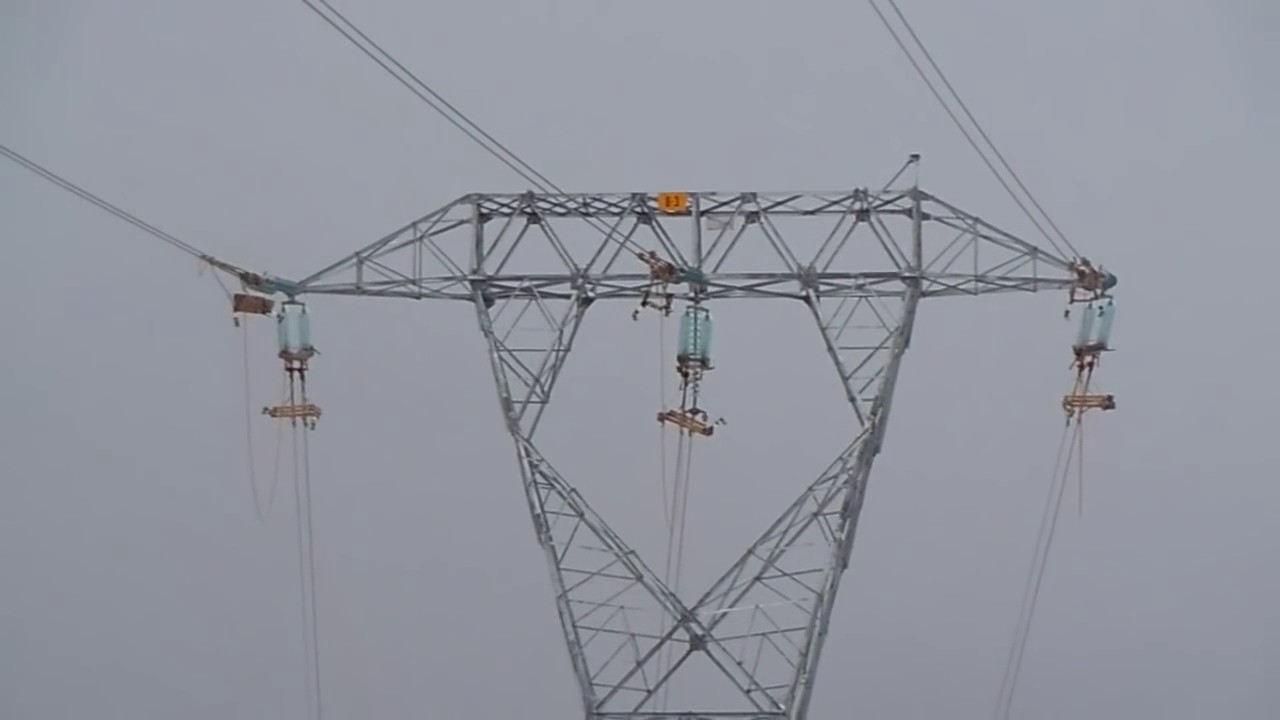 765kv transmission line burning